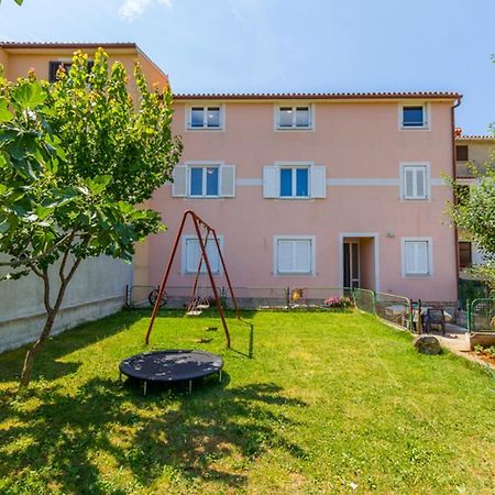 Apartment Mirjana Пула Экстерьер фото