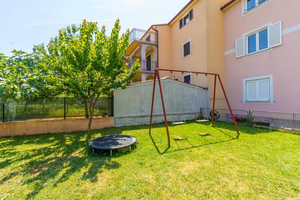 Apartment Mirjana Пула Экстерьер фото